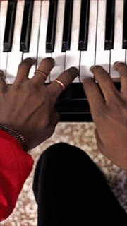 1557986874.gif