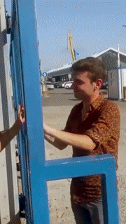 1557987277.gif